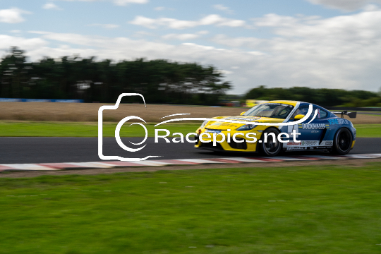 Porsche Sprint Challenge Great Britain Croft Circuit Neil Tofts 