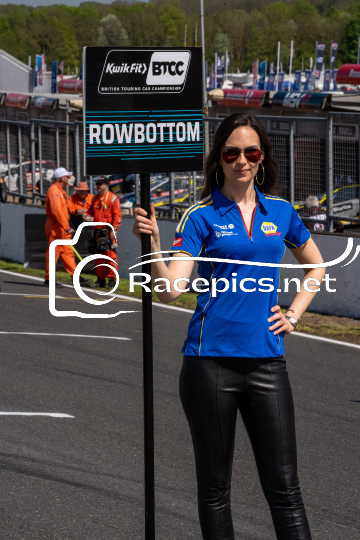 Daniel Rowbottom grid Girl - British Touring Car Championship